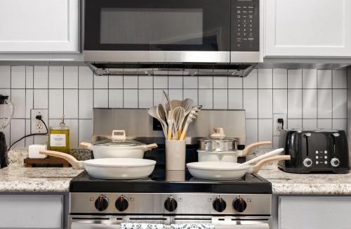South Arlington House | Howdy House -Pool, Putt Putt, Arcade, Fire pit, 8 mins to World Cup
