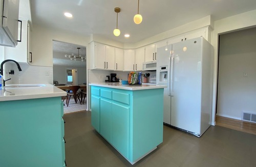 Spokane Valley House | Huge Fenced Bkyrd-15 Min 2 Dwntwn-Spacious 4 Bedroom-Luxe Bthrm-arcade-Eco Clean