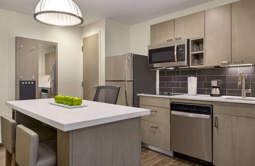 Bryan Hotel | Hyatt House Bryan/College Station