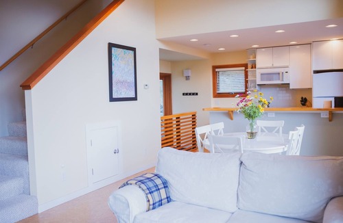 Lummi Island House | Incredible bird’s eye view!