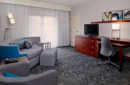 Waldron Hotel | Indulge in Home Like Comfort! Pet-Friendly Property!