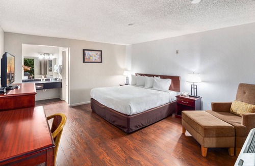 Renton Hotel | Inn at Lake Washington By OYO I-405