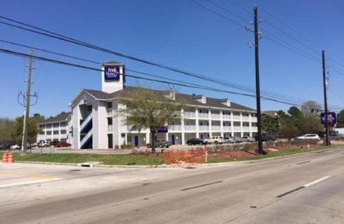 FM 1960 Hotel | InTown Suites Extended Stay Houston TX - Stuebner Airline Rd
