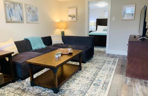 Greeley Apartment | Inviting Bungalow Next to UNC - Free Cruiser Bikes