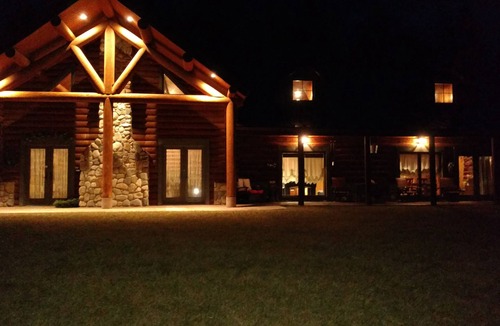 Custer Cabin | Jade Pines, Sturgis Rally week open. Sauna, Darts, Pinball, Pool Table, cornhole