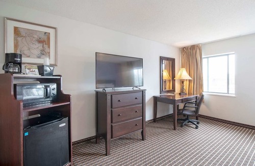 Greater Greenspoint Apartment | Junior Suite | non smoking