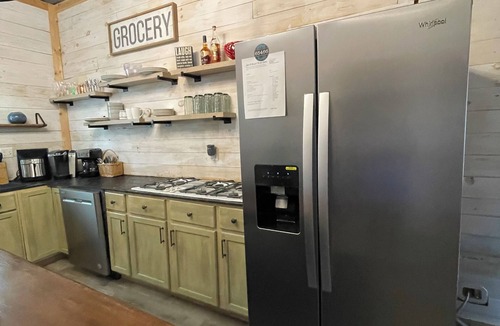 Eminence House | Just A Stone's Throw Cabin from Eminence, Jacks Fork, & Cross County Trail Ride