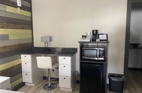 Davenport Apartment | Just Became Available, Newly Remodeled, Jaw Dropping Lake Roosevelt View, Cozy