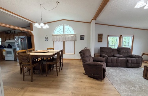 Smithwick House | Just listed & remodeled. Amazing lake views, 3BR home seconds from Angostura!