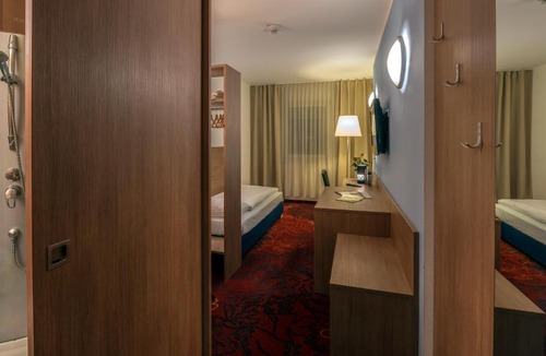 Stockerau Hotel | Kaiserrast