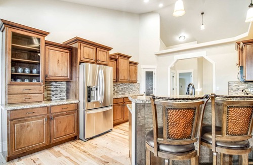 Canyon County House | Kerry Hill Manor, Vineyard Estate & Views