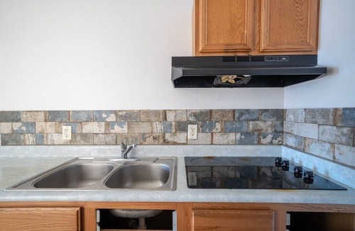 San Antonio Apartment | King Bed | Non Smoking