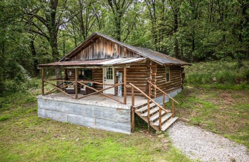 Rudy House | King-Delicately decorated-Log cabin charm-Front porch living-The Pampered Peacock