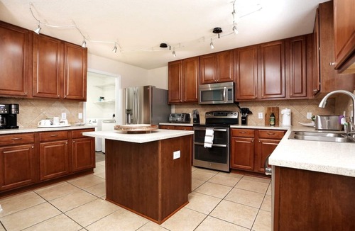 Wetmore House | La Cantera | Pool Seaworld Hot Tub