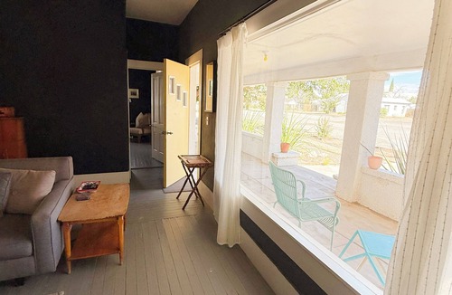 Marfa House | La Paloma: Charming 3 Bedroom in the heart of Marfa!