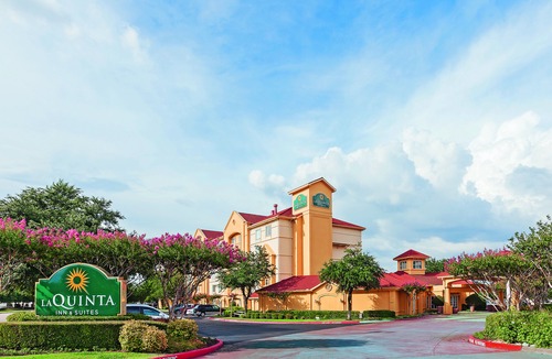 South Arlington Hotel | La Quinta by Wyndham Dallas Arlington South