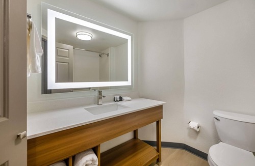 Westside Hotel | La Quinta Inn & Suites by Wyndham Albuquerque West