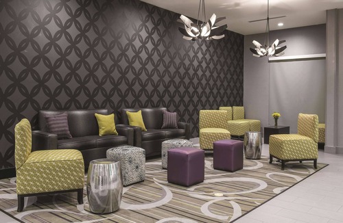 Fort Worth Hotel | La Quinta Inn & Suites by Wyndham Fort Worth West - I-30