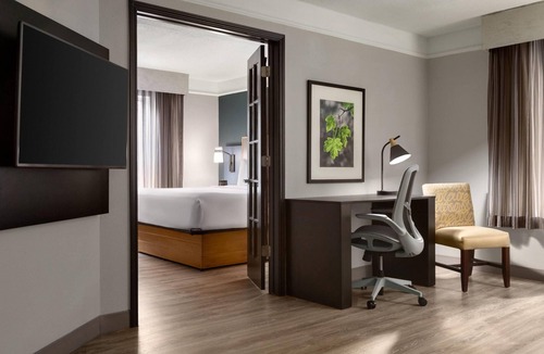 South Arlington Hotel | La Quinta Inn & Suites by Wyndham Dallas Arlington South