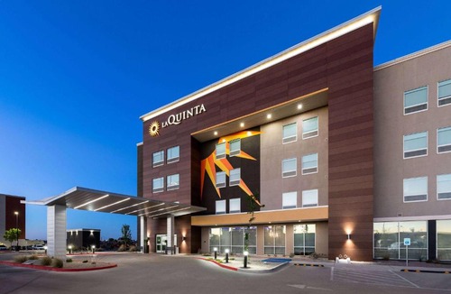El Dorado West Hotel | La Quinta Inn & Suites by Wyndham El Paso East Loop-375