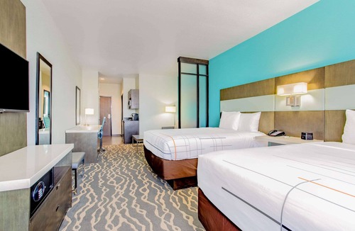 Roanoke Hotel | La Quinta Inn & Suites by Wyndham Northlake Fort Worth