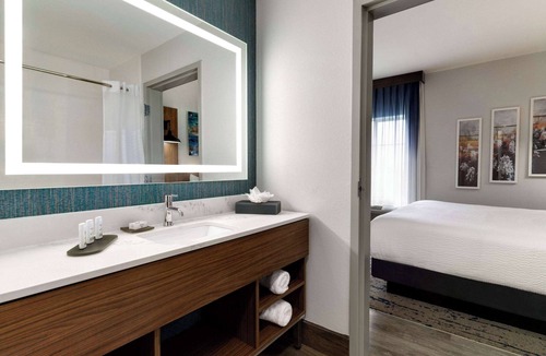 Stephenville Hotel | La Quinta Inn & Suites by Wyndham Stephenville