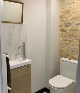Saint-Martin-l'Ars House | La Source