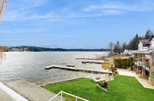 Lake Goodwin House | Ladybug Landing