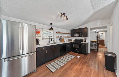 Willis House | Lake Conroe 3BR | Boat Ramp, Fire Pit, Fenced Yard, Sleeps 8, Pet-Friendly