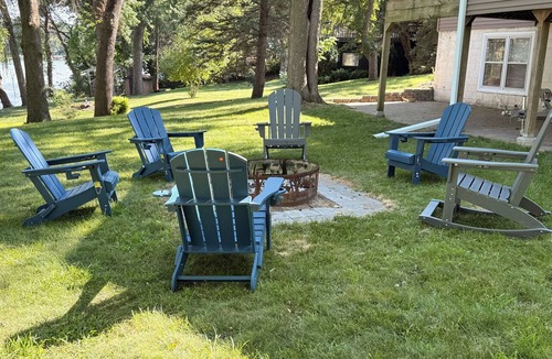 Fairmont House | Lake front sanctuary with a dock on Fairmont’s chain of lakes