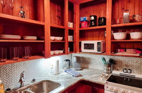 Piney Cottage | Lake Haven Cottage (On Lake Hamilton)