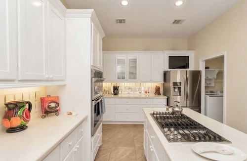 Addicks House | Lake Home, Pool, Deck, Dogs Welcome, 3BR Sleeps 9, Katy-Houston, Licensed STR