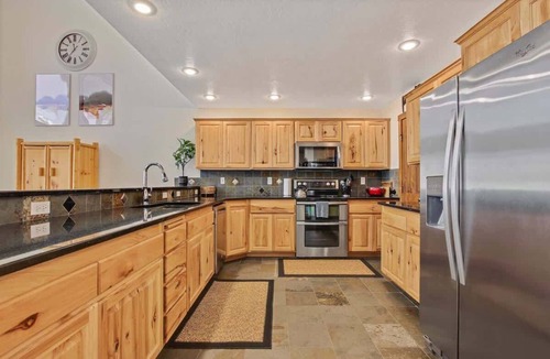 Cascade House | Lake House In Cascade w/Hot Tub
