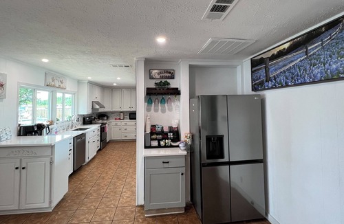 Azle House | Lake House With Private Pickleball Ct + Game Room At The Beautiful Cooley Point