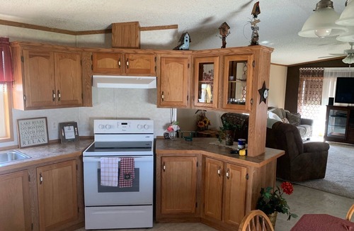 Pierre House | Lake Oahe at Spring Creek