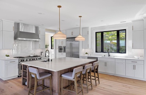 Kennydale House | Lake Washington 4 BR Luxury View Home near Seattle