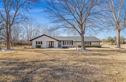 Weatherford House | Lake Weatherford Home - bring the Kids, RV & Boat