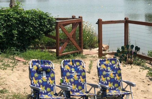 Berkley House | Lakefront, Beach, Fishing, Hot Tub, Gated, Fire Pit