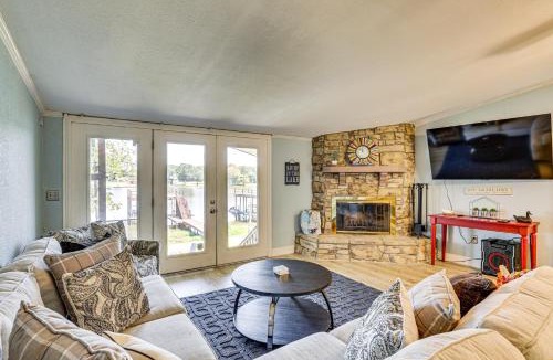 Carolyn Estates House | Lakefront Escape w/Game Room & Dock in Mabank!