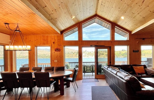 Chelan House | Lakefront Family Getaway: WiFi, Hot Tub, Pool Table, Right on Lake Chelan