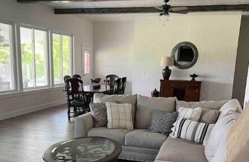 Eufaula House | Lakefront Family Retreat
