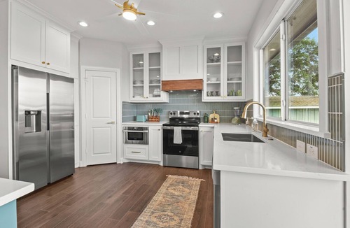 Indian Shores House | Lakefront Getaway w/Hot Tub, Kayaks & Spacious Deck