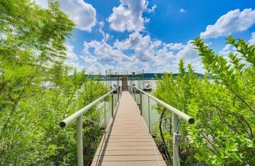 Palo Pinto House | Lakefront Palo Pinto Retreat, Perfect Fishing Spot