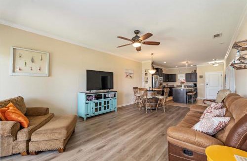 Eureka House | Lakefront Paradise with Stunning Views!