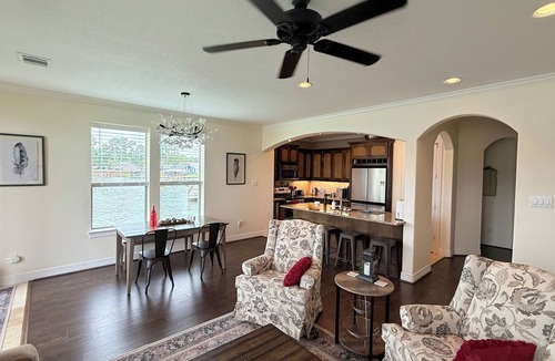 Onalaska Condo | Lakefront Retreat - Ground floor - Great Views!