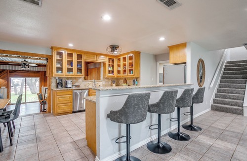 Granbury House | Lakefront Retreat, Sleeps 20, Pool, Dock, Firepit, Kayaks, Game Room