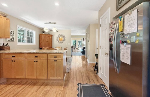 Panora House | Lakefront weekends, golf & room for the whole crew