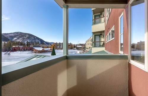 Lakeside Village Apartment | Lakeshore #1530