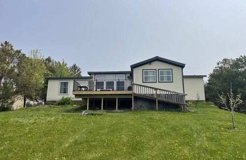 Aberdeen House | Lakeside Cabin 10 miles from Aberdeen, SD - See lake note in description