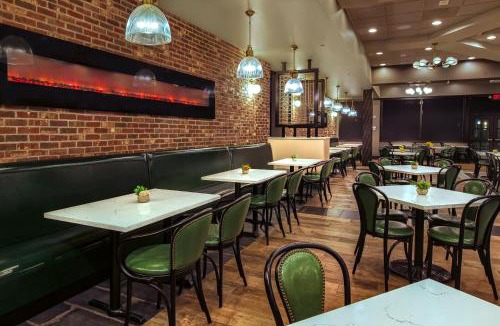 Osceola Resort | Lakeside Hotel Casino, a Travelodge by Wyndham